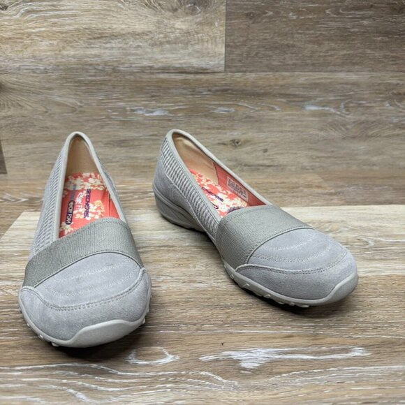 Skechers Relaxed Fit Taupe Slip Ons Women's Size 8.5 - Picture 6 of 6